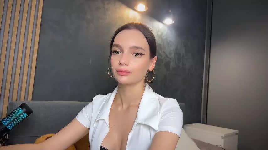 litlle_angelll Adult Chat November 5, 2025