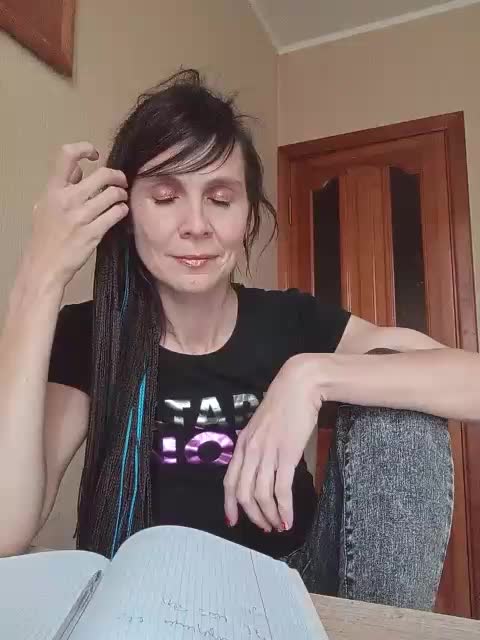 Hellenalonenochka Adult Chat November 5, 2025