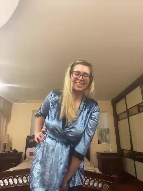 Elegant00Girl Adult Chat November 5, 2025