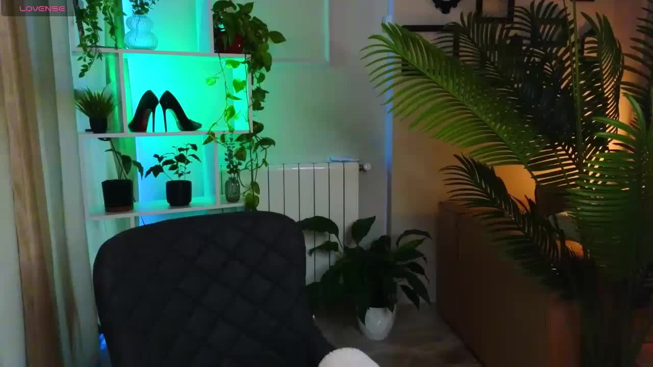 Lina-hill Adult Chat November 4, 2025