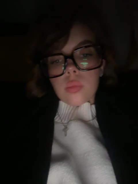 -Alessandra-21- Adult Chat November 3, 2025