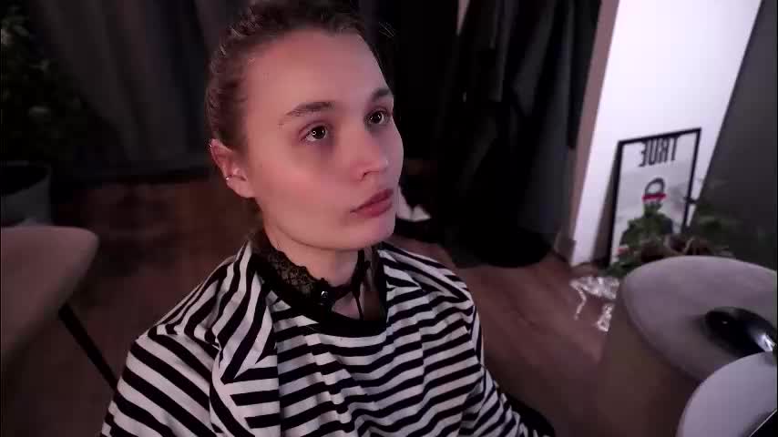 lisa_schiele Adult Chat November 6, 2025