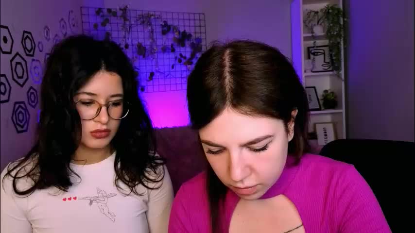 playful_sophie Adult Chat November 6, 2025