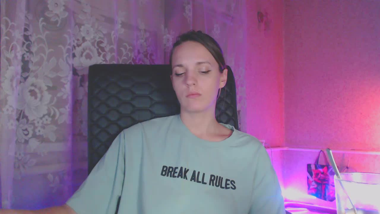 Babymuro4ka Adult Chat November 6, 2025