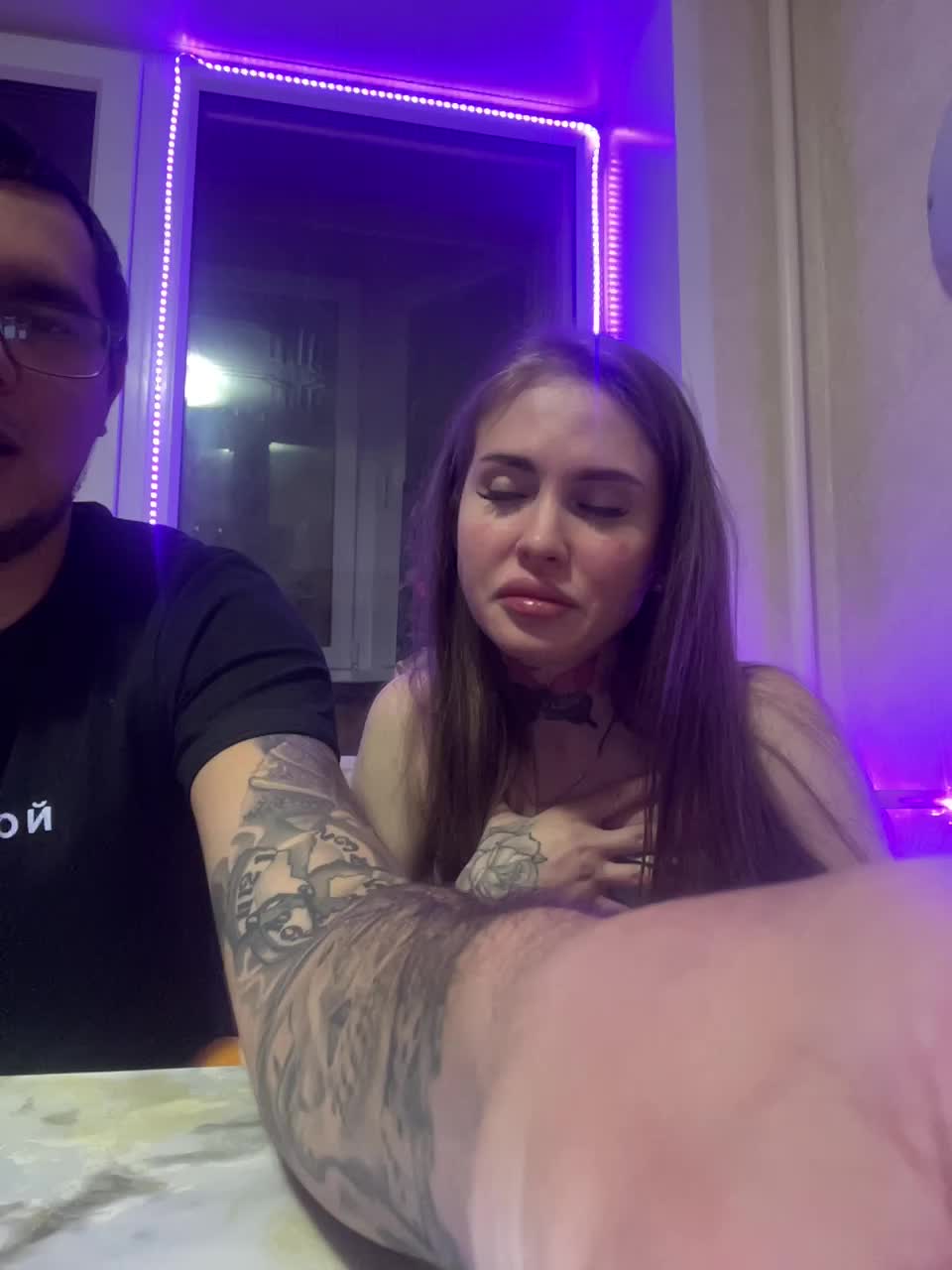 Letti28 Adult Chat November 3, 2025