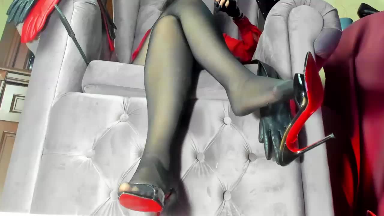 LadyLeather Adult Chat November 5, 2025