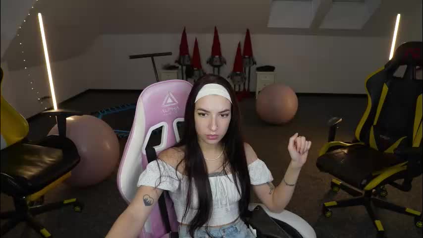 sheryl_elegance Adult Chat November 5, 2025