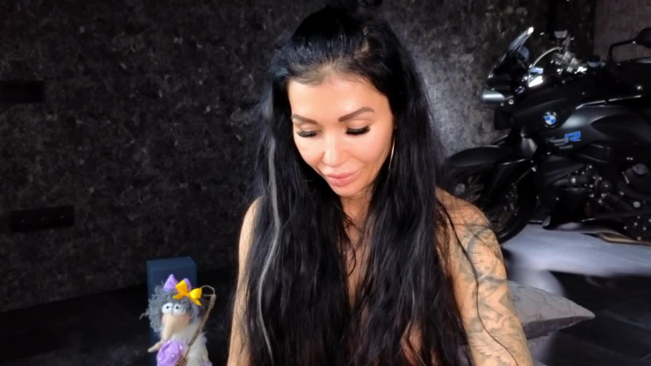 -BABAYAGA- Adult Chat November 5, 2025