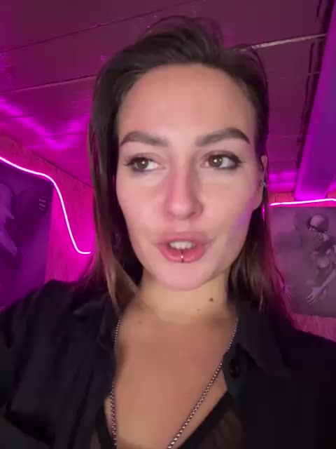 Mini-Molly69x Adult Chat November 5, 2025