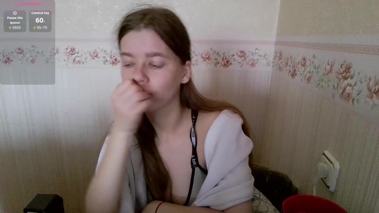 0nlyLola Adult Chat November 4, 2025