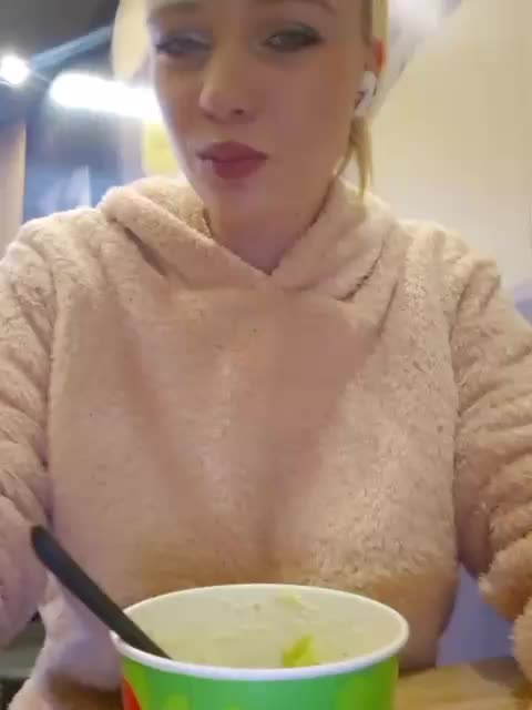 BielkA-4 Adult Chat November 5, 2025