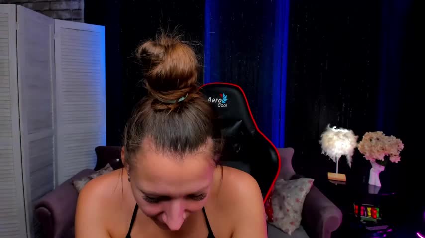 SarahCoksss Adult Chat November 5, 2025