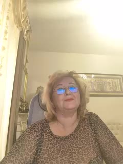 KarinkaSweet Adult Chat November 5, 2025