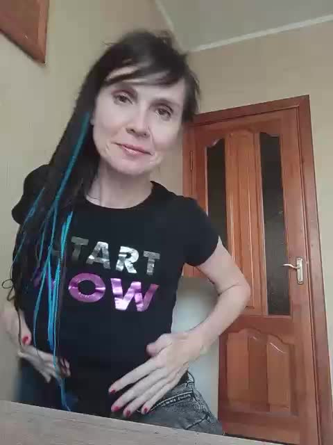 Hellenalonenochka Adult Chat November 4, 2025