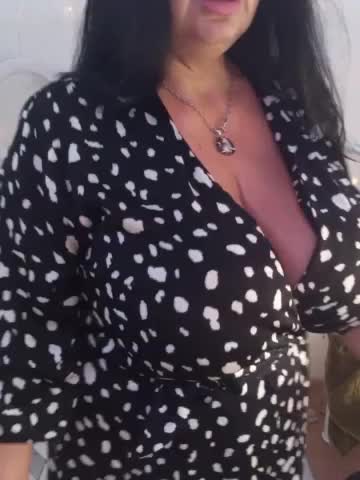 Lana73 Adult Chat November 4, 2025