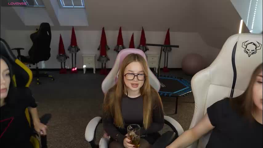 anabel2054 Adult Chat November 6, 2025