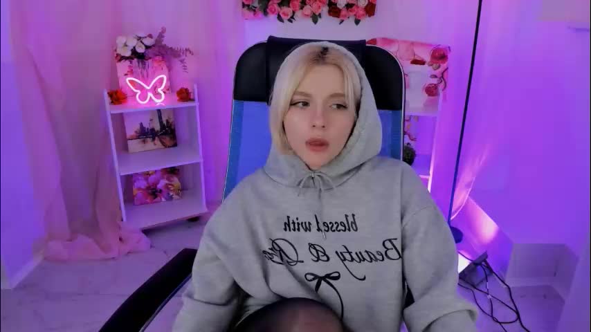 aurorawrenfield Adult Chat November 5, 2025