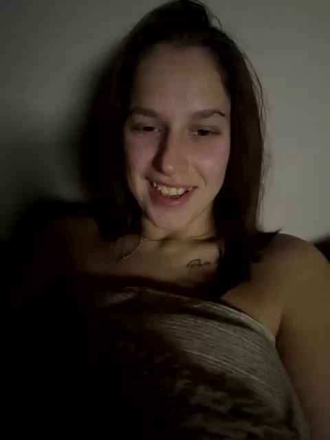 _Alyaaaaa_bc_ Adult Chat November 6, 2025