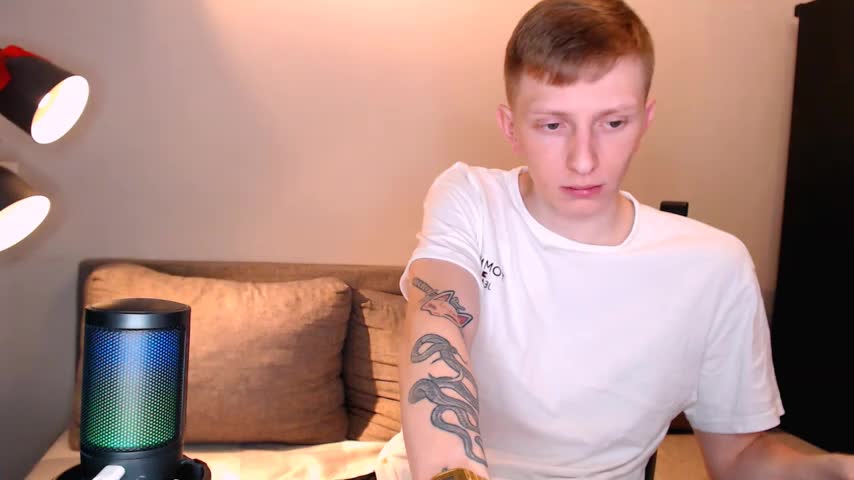 juliaanddima Adult Chat November 4, 2025