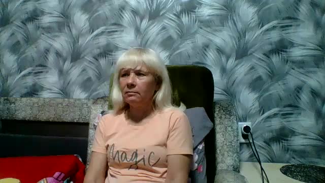 sakura_blonde Adult Chat November 6, 2025