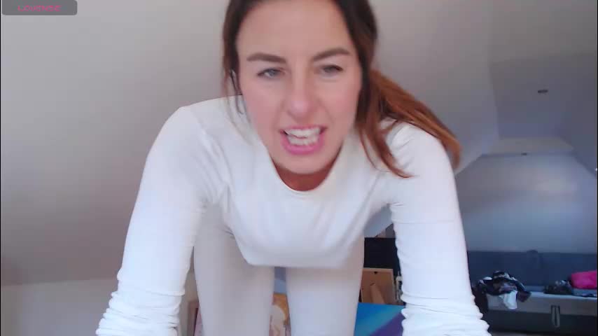 emerald_kittycat Adult Chat November 5, 2025