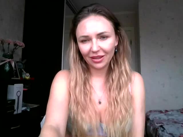 CuteAngelina Adult Chat November 4, 2025