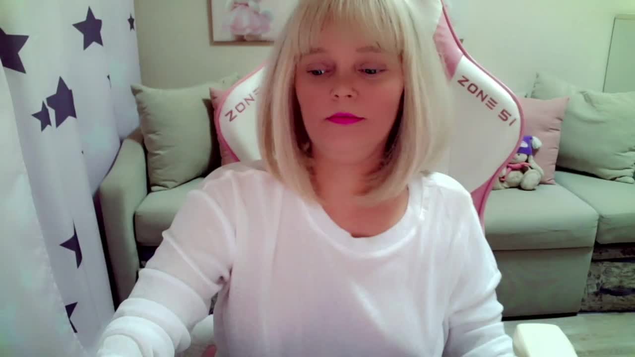 ChristieRoses Adult Chat November 5, 2025