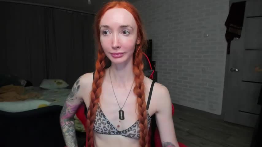 Roxy_Silver Adult Chat November 5, 2025