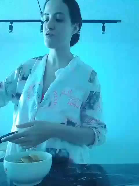 Bogina1 Adult Chat November 4, 2025