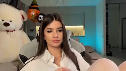 Sofi-Mi Adult Chat November 5, 2025