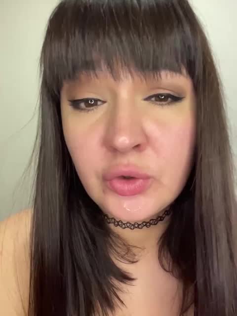 Alina-Milf Adult Chat November 6, 2025