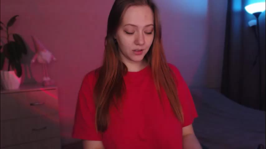 sarahsweetie_ Adult Chat November 5, 2025