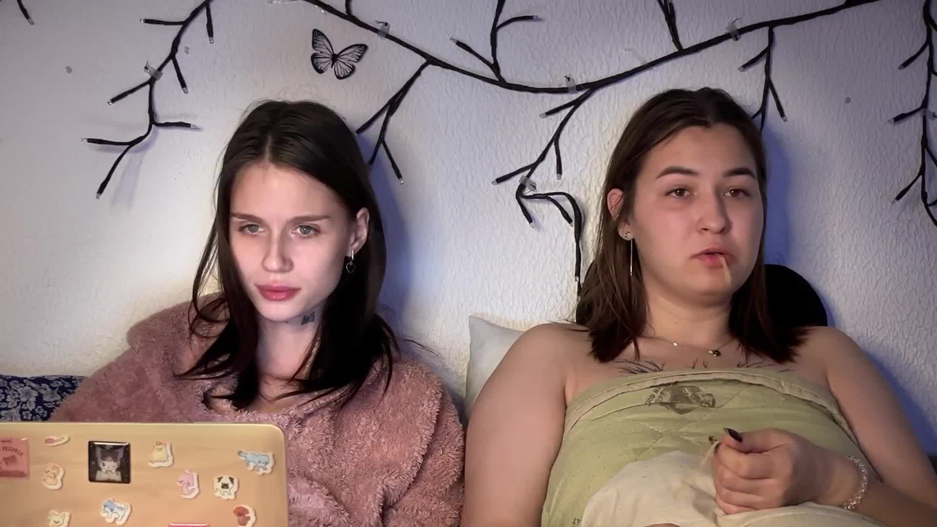 Passionate_Girls Adult Chat November 3, 2025