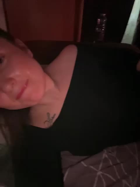 minimalnoise_ Adult Chat November 4, 2025