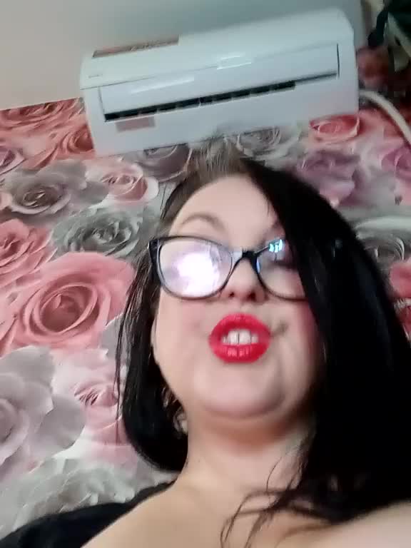 ViktoryDimond Adult Chat November 5, 2025