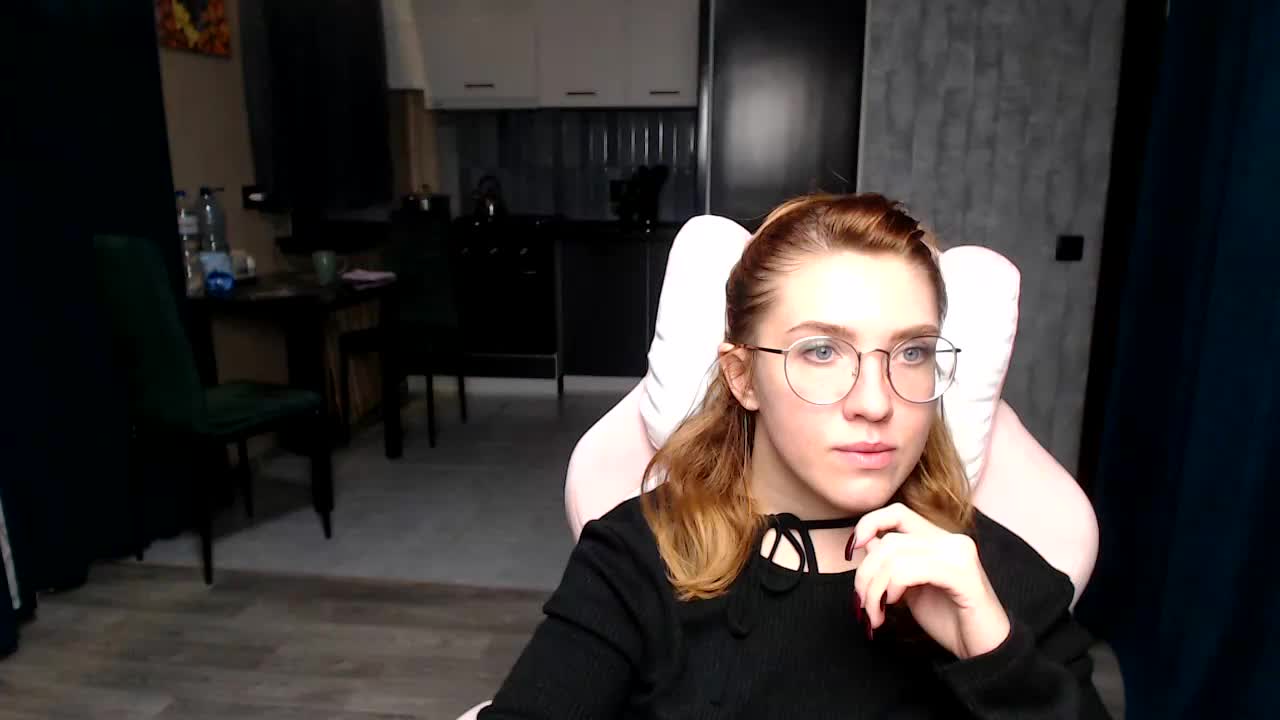 Regimasmile Adult Chat November 5, 2025