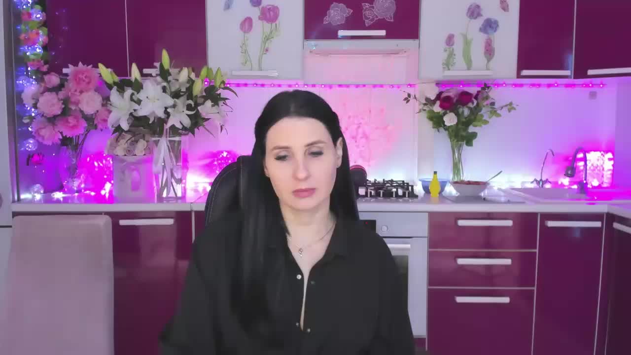 Olivija2020 Adult Chat November 6, 2025