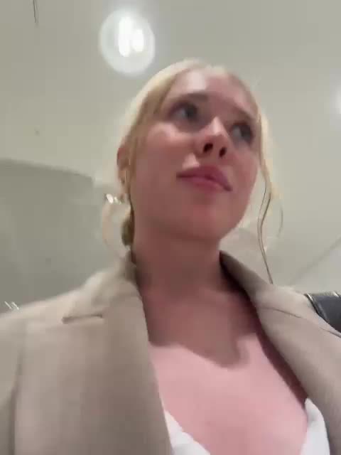 LiiBaby Adult Chat November 4, 2025