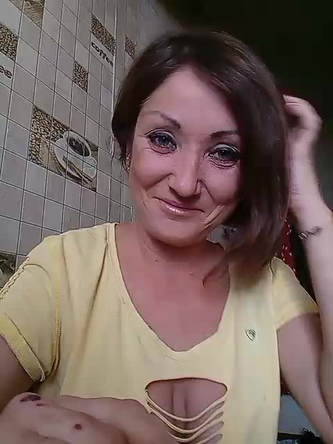 8BESTGirl8 Adult Chat November 4, 2025