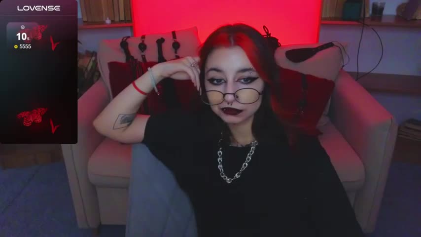 Mistress__Marcelline Adult Chat November 5, 2025