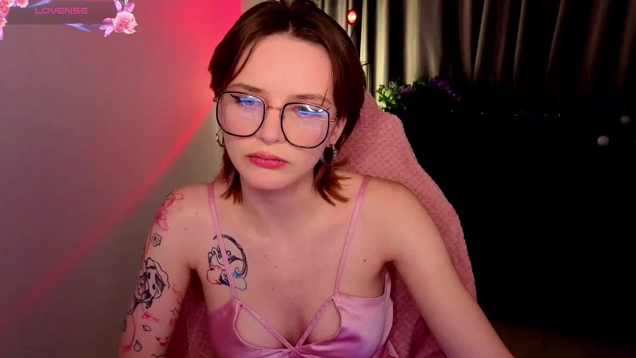 KiraMountrays Adult Chat November 6, 2025