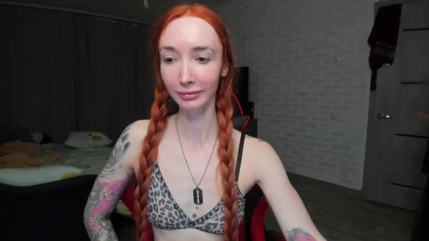 Roxy_Silver Adult Chat November 5, 2025