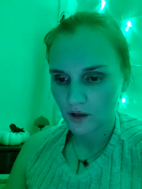 LisaLovHoney Adult Chat November 5, 2025