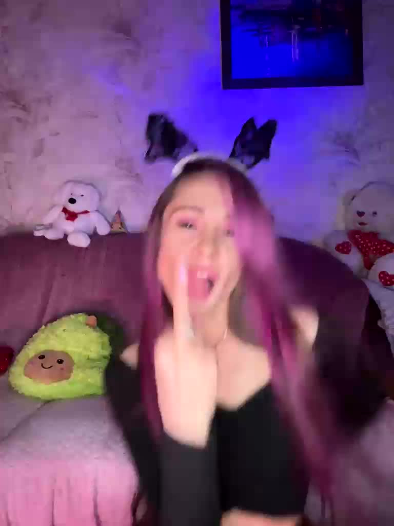 VIP17CoupleDream Adult Chat November 4, 2025