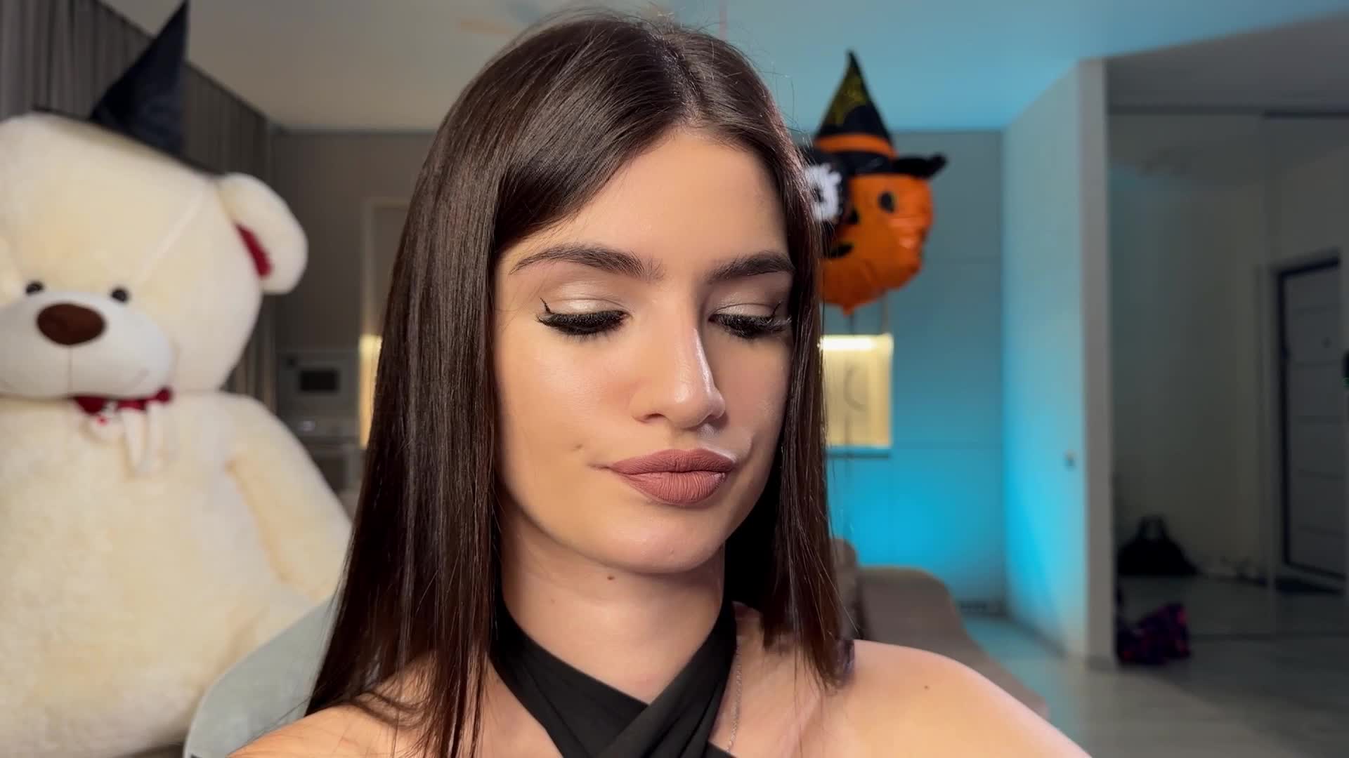 Sofi-Mi Adult Chat November 6, 2025