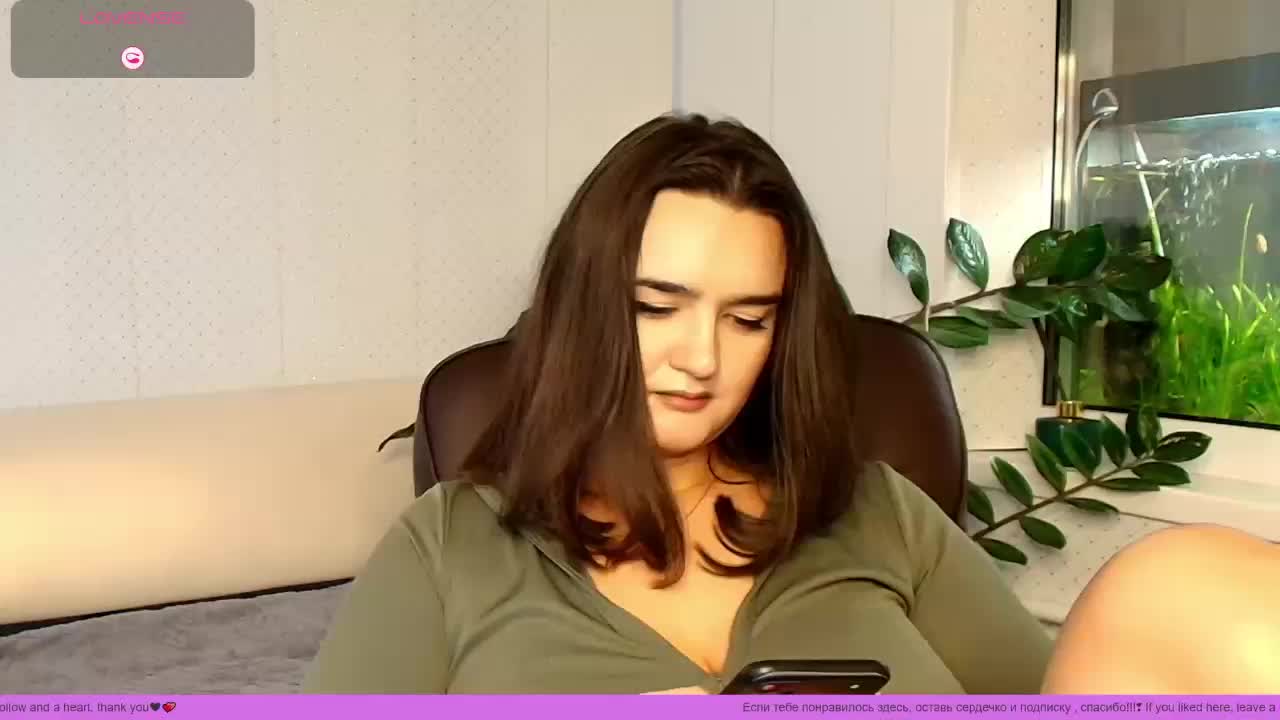 LinaCrave Adult Chat November 6, 2025