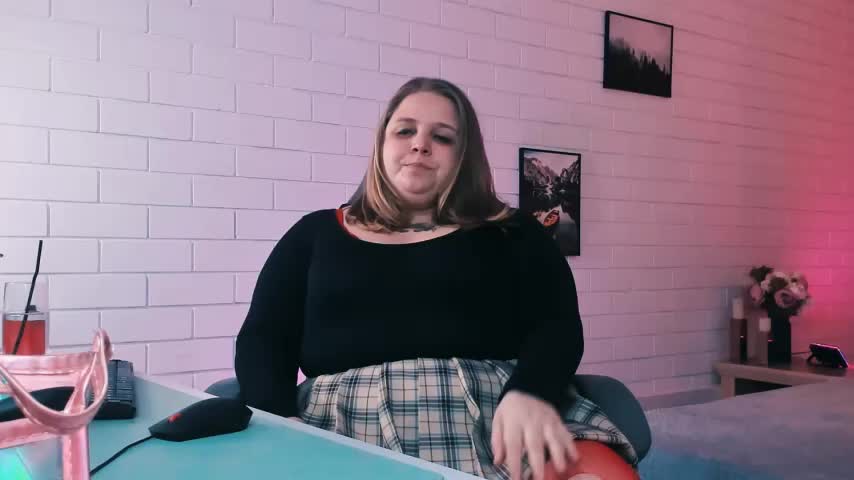 SladaDell Adult Chat November 6, 2025