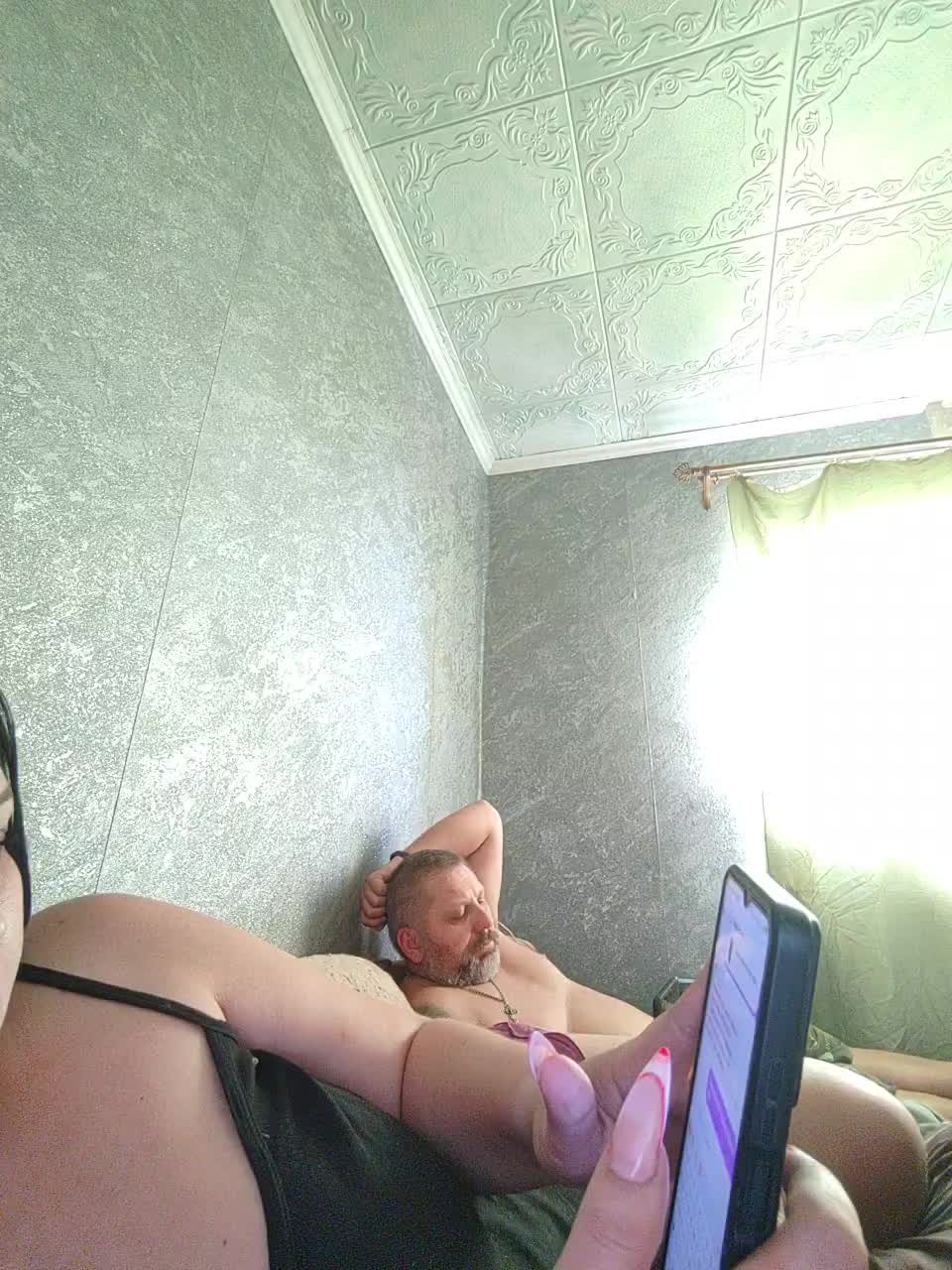 Cleopatra1990 Adult Chat November 4, 2025