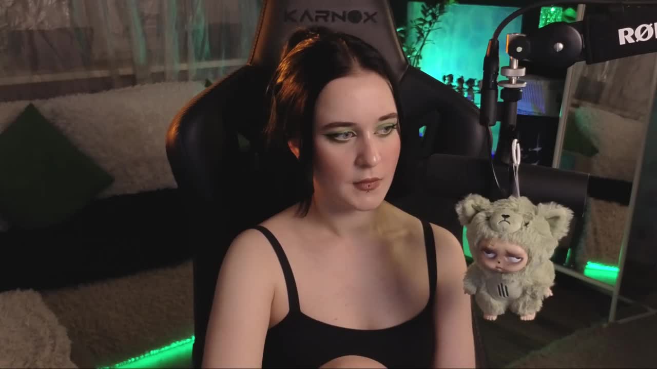 Kira_Li_Lime Adult Chat November 6, 2025