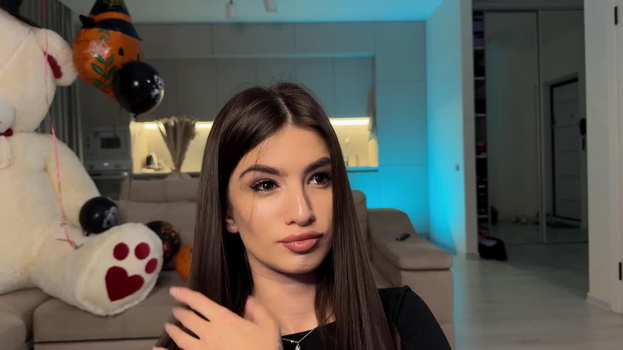 Sofi-Mi Adult Chat November 5, 2025